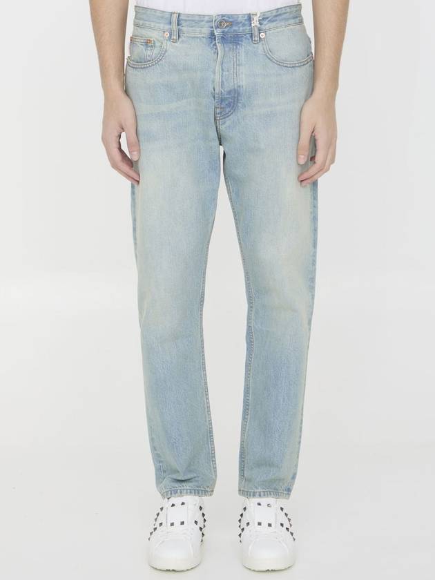 Men's Embossed Logo Signature Denim Jeans Blue - VALENTINO - BALAAN 2