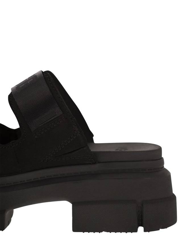 Ashton Slide Sandals Black - UGG - BALAAN 8