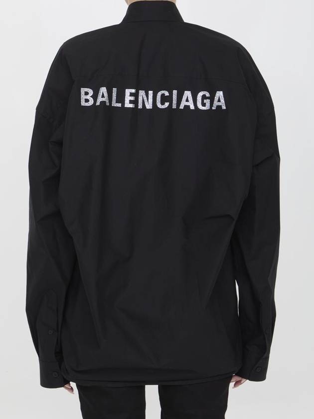 24 ss oversized shirt WITH rhinestone logo 773519 TNM60 1000 B0230986309 - BALENCIAGA - BALAAN 5