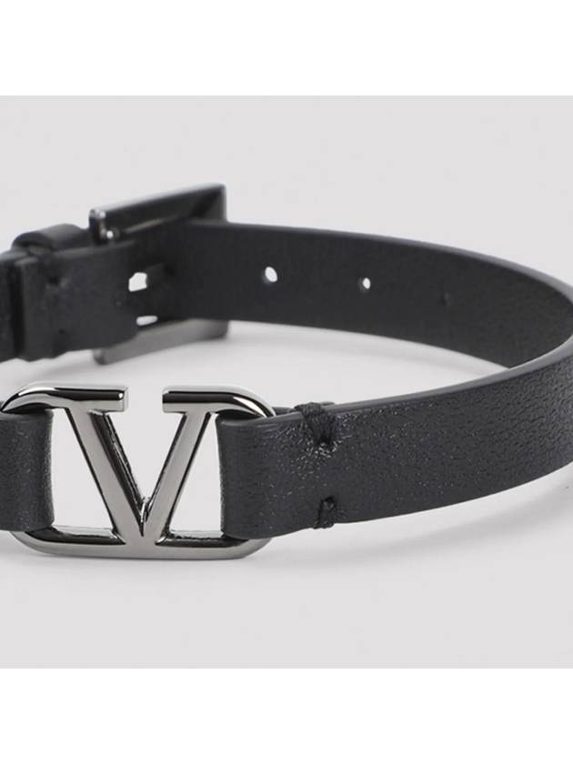 V Logo Signature Buckle Bracelet Black - VALENTINO - BALAAN 5