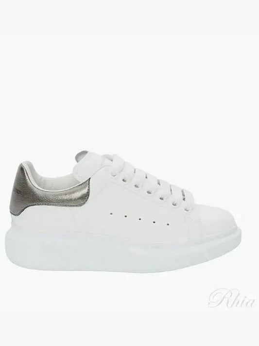 Oversized Low Top Sneakers Black White - ALEXANDER MCQUEEN - BALAAN 2