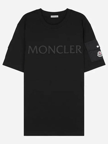 8C00023 8390T 999 Men s Logo Patch Short Sleeve T Shirt Black 1064855 - MONCLER - BALAAN 1