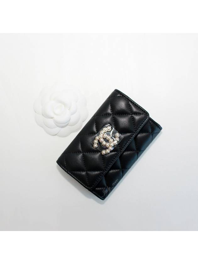 24SS Pre-Collection Pearl CC Classic Snap Card Wallet Lamb Skin AP3813 B15723 94305 - CHANEL - BALAAN 3