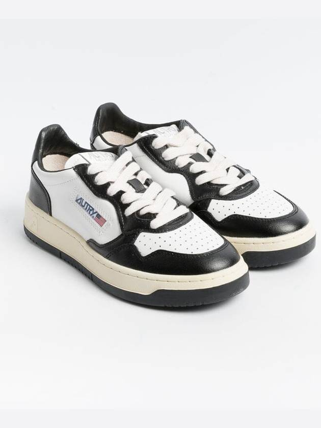 Medalist Leather Low Top Sneakers White Black - AUTRY - BALAAN 4