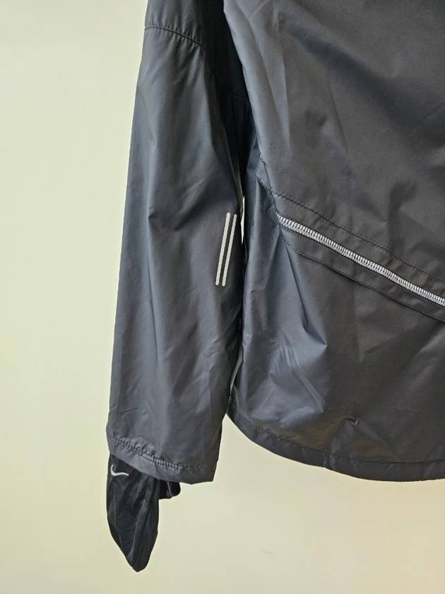 Shield Running Windbreaker Black - NIKE - BALAAN 8