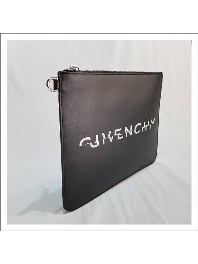 split logo clutch bag black - GIVENCHY - BALAAN.