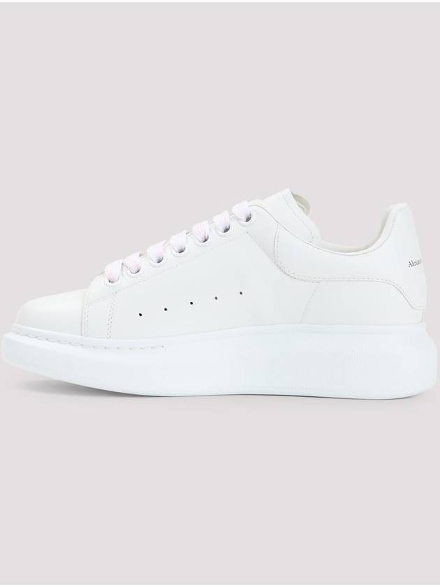 Oversized Low-Top Sneakers White - ALEXANDER MCQUEEN - BALAAN 3