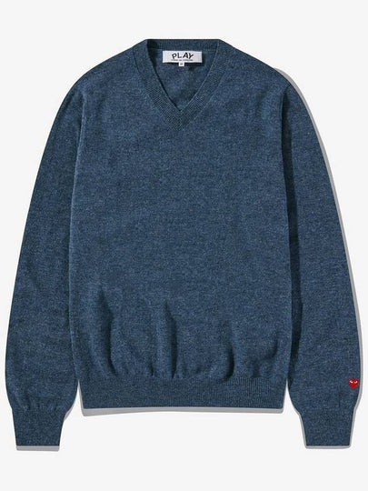 Small Red Heart Wappen V-Neck Wool Knit Top Navy - COMME DES GARCONS - BALAAN 2