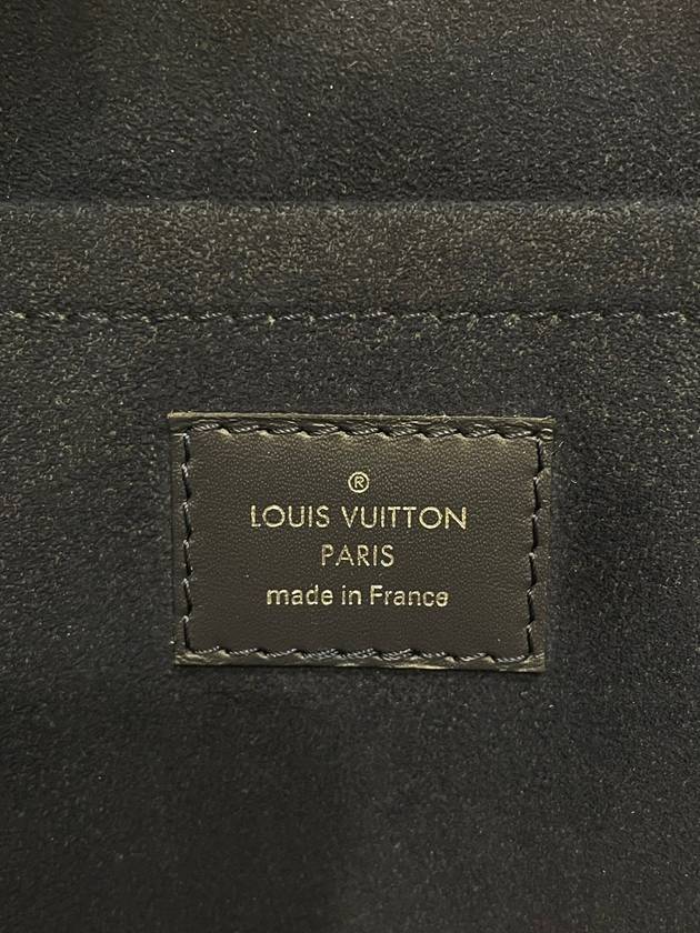 Women s Pochette Jour GM Epi Navy M64153 Condition B - LOUIS VUITTON - BALAAN 14