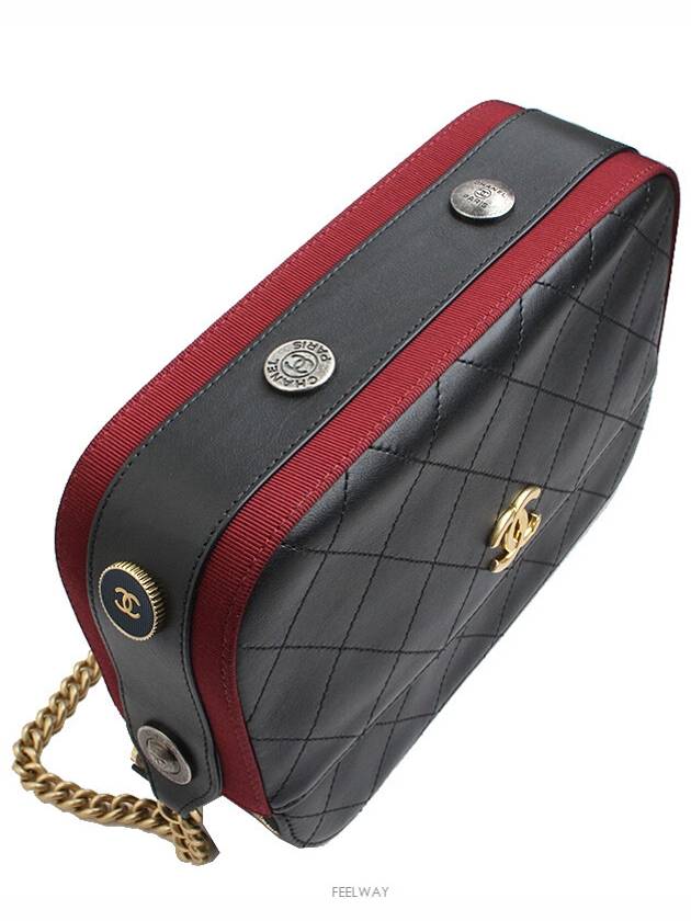 women cross bag - CHANEL - BALAAN 5