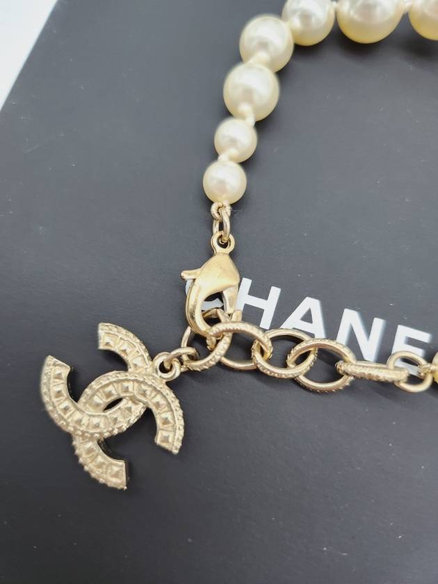 CC logo pearl bracelet gold cubic A86499 - CHANEL - BALAAN 7