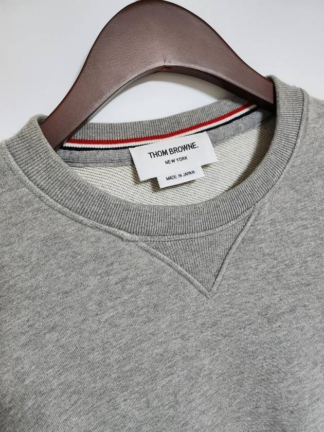 4 Gray Diagonal Armband Sweatshirt MJT021H b311142 - THOM BROWNE - BALAAN 3