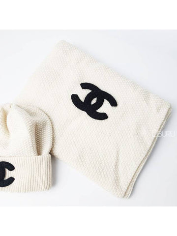 23A CC Logo Cashmere Muffler Ivory AA9256 - CHANEL - BALAAN 1