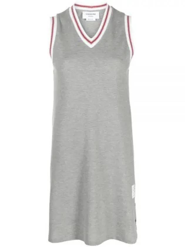 Women's Classic Pique Stripe V-Neck Cotton Tennis Dress Grey - THOM BROWNE - BALAAN 2