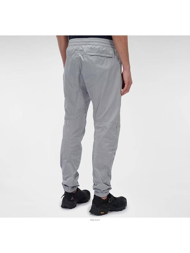 Men's Lens Wappen Chrome R Track Pants Gray - CP COMPANY - BALAAN.