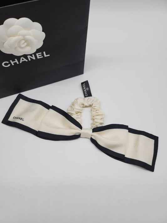 Ribbon Hair Chouchou Ivory AA7530 - CHANEL - BALAAN 2