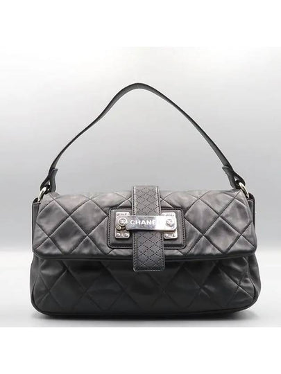 Black leather quilted silver logo lock decorated shoulder bag - CHANEL - BALAAN 2