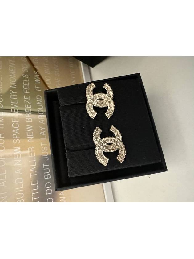 Metal Earrings Diamantes & Gold Crystal - CHANEL - BALAAN 2