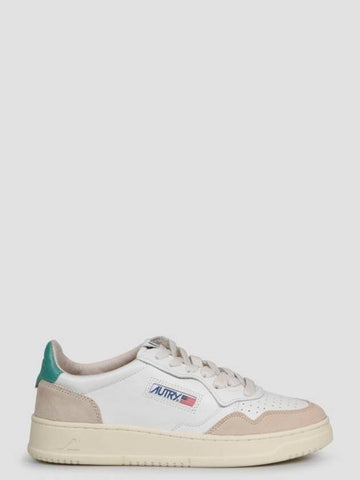 Women's Medalist Low Top Sneakers Green Tab White - AUTRY - BALAAN 1