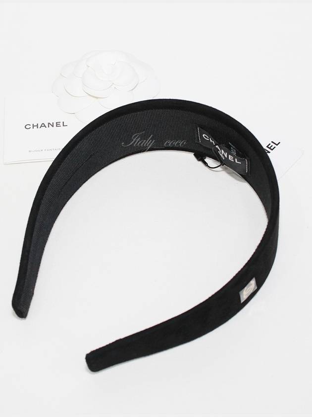 Suede Hairband Black AA9458 B14120 94305 - CHANEL - BALAAN 4