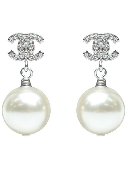 Metal Glass Strass Pearly White Earrings Silver - CHANEL - BALAAN.