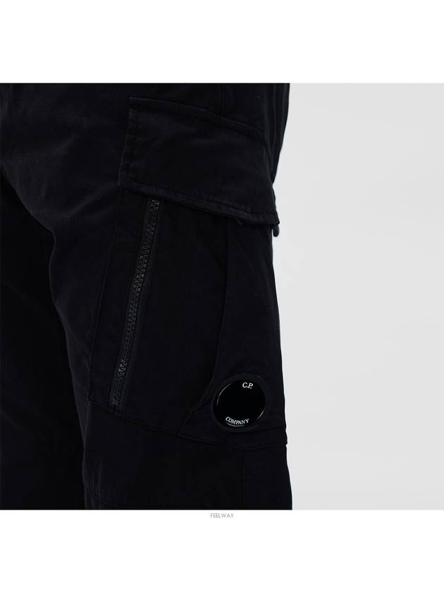 Men's Zipper Pocket Cargo Straight Pants Black - CP COMPANY - BALAAN.