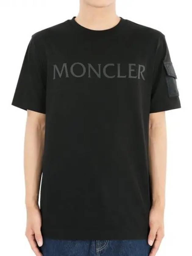 Men s Flock Logo Patch Round Short Sleeve Black 8C00023 8390T 999 270769 1146498 - MONCLER - BALAAN 1