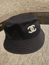 CC logo reversible bucket hat black - CHANEL - BALAAN 2