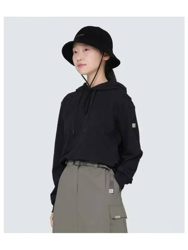 Basic Women s Semi Cropped Hooded Sweatshirt S24FWFHD11 Black - SNOW PEAK - BALAAN 1