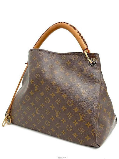 Monogram Atchi MM - LOUIS VUITTON - BALAAN 2