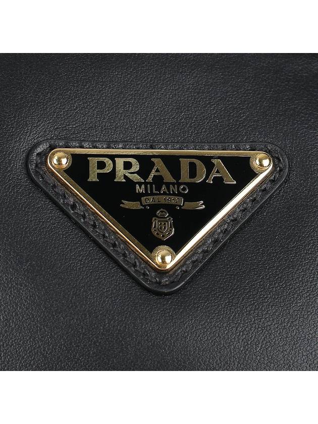 Small Leather Hand Shoulder Bag Black - PRADA - BALAAN 7