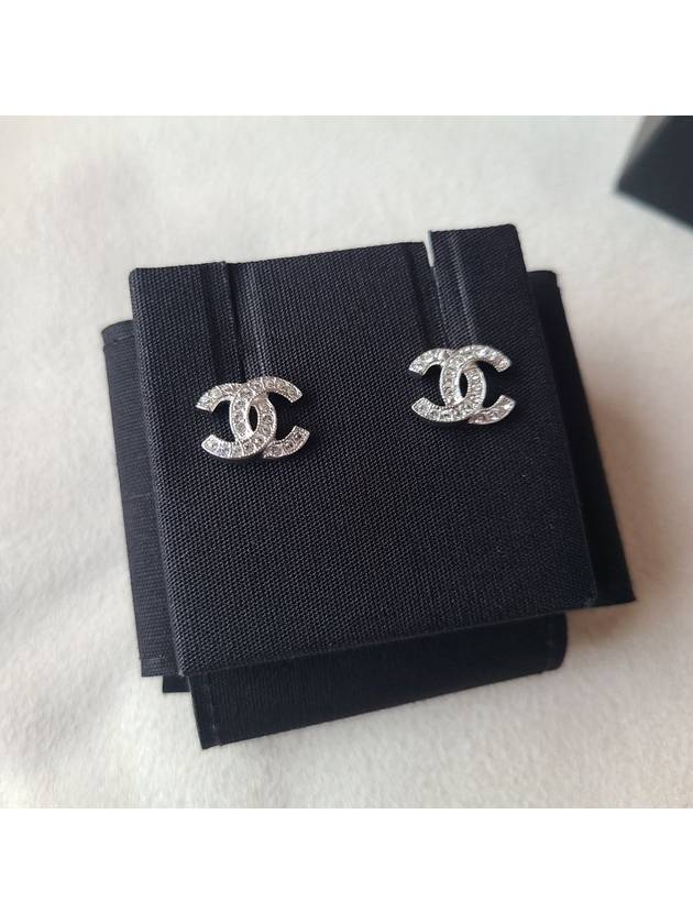 CC Logo Crystal Stud Earrings Silver - CHANEL - BALAAN 3