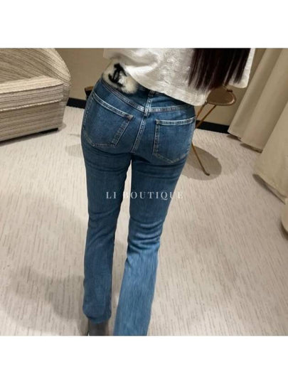 24C CC Logo Wool Patch Jeans Jean Blue P74543 - CHANEL - BALAAN 2