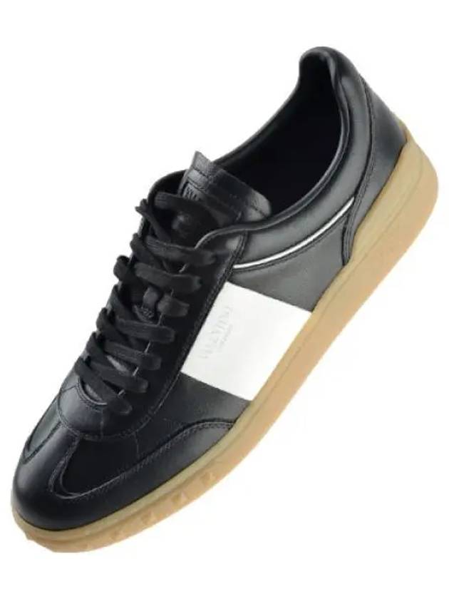 Garavani Sneakers Men s Running Shoes - VALENTINO - BALAAN 1