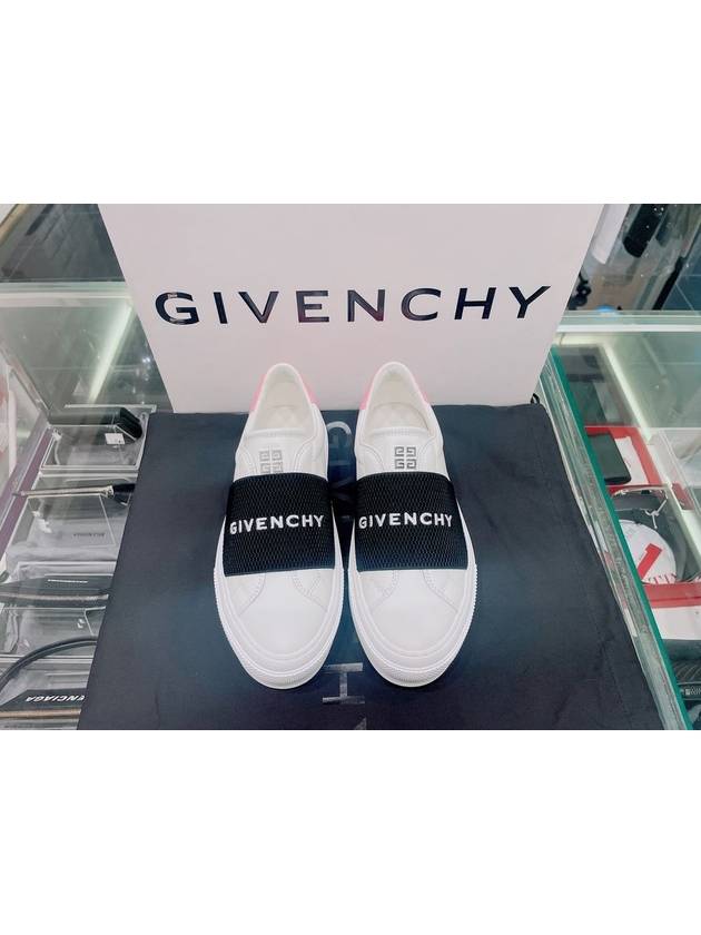Women's City Sports Elastic Low-Top Sneakers White - GIVENCHY - BALAAN.