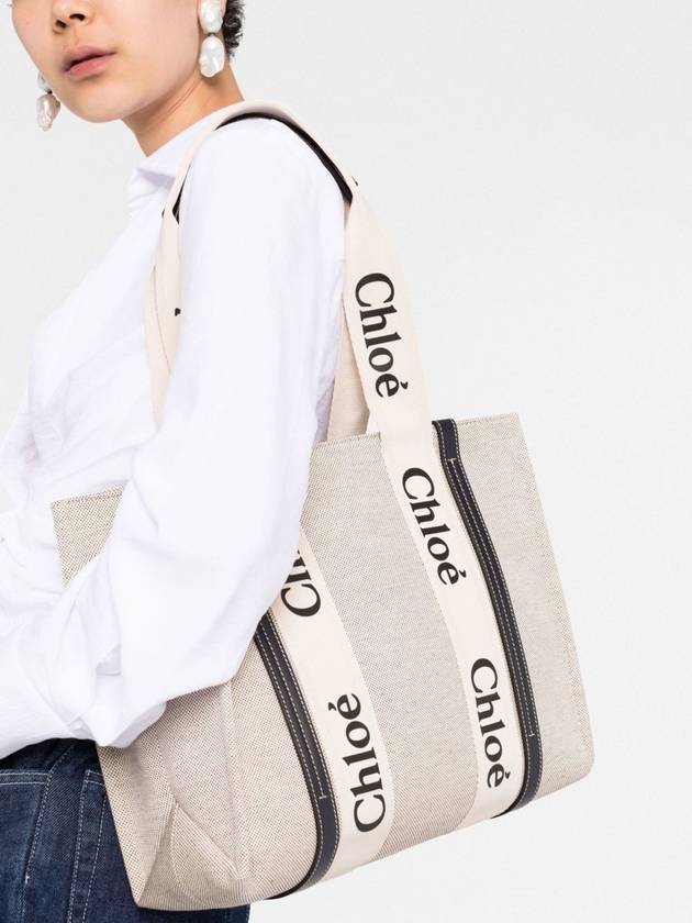 Woody Canvas Medium Tote Bag White Navy - CHLOE - BALAAN 4