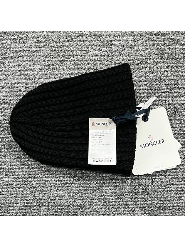 Logo Wappen Patch Knit Beanie Hat Black 3B00036 A9327 999 - MONCLER - BALAAN 4