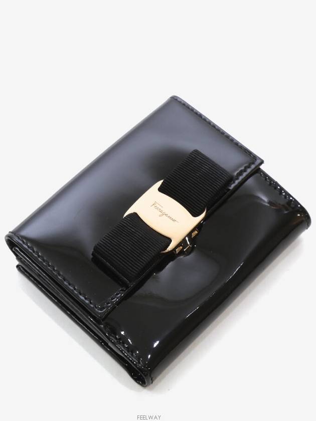 Daejeon Used Luxury Goods Ferragamo Vara Half Wallet Glossy Black - SALVATORE FERRAGAMO - BALAAN 5