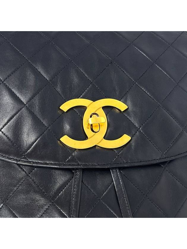 Lambskin backpack black - CHANEL - BALAAN 6