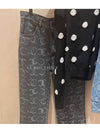 23 CC Logo Print Jeans Black Jeans P75557 - CHANEL - BALAAN 3