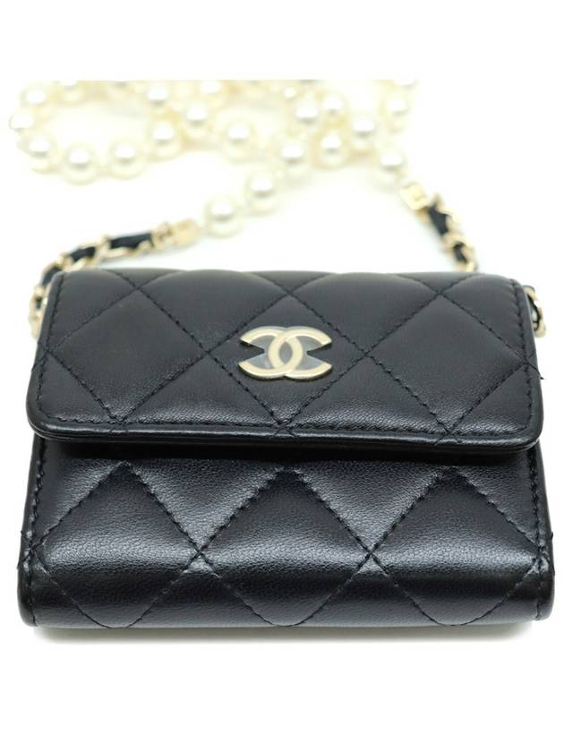 Really precious product in good condition Classic pearl chain bag 31st AP2583 card wallet - CHANEL - BALAAN 5