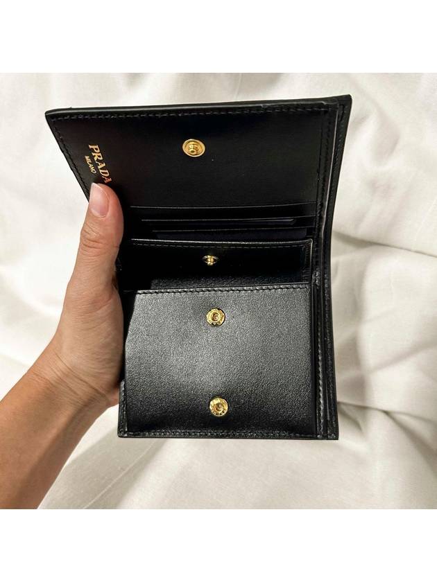 Gold triangle logo Saffiano bifold wallet black - PRADA - BALAAN 7