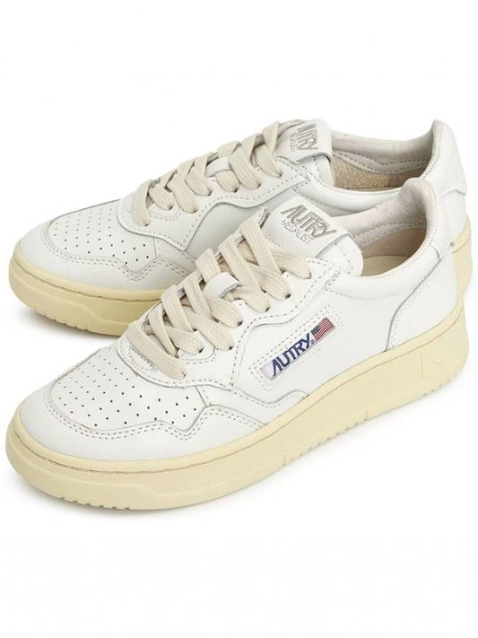 Medalist Leather Low Top Sneakers White - AUTRY - BALAAN 2