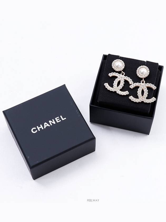 women earrings - CHANEL - BALAAN 5