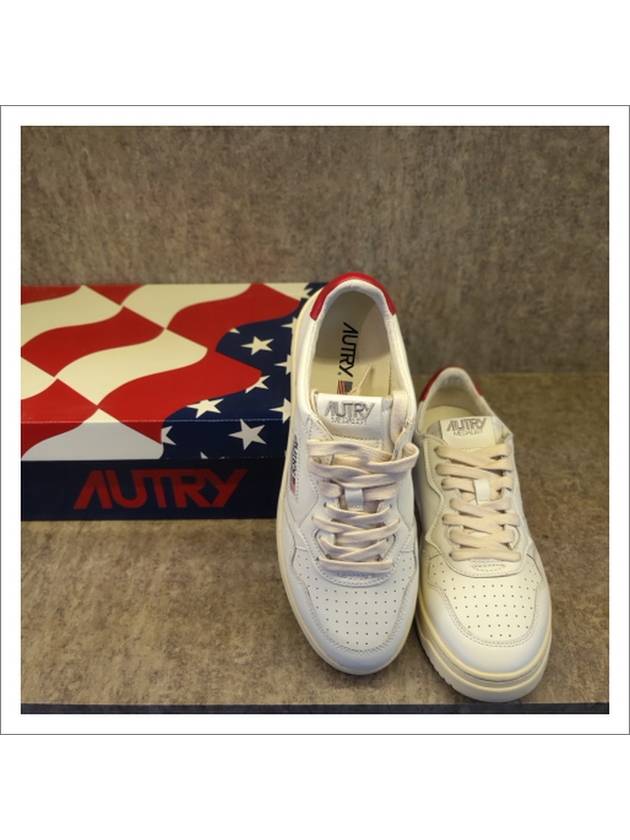 Medalist Red Tab Low Top Sneakers White - AUTRY - BALAAN 2