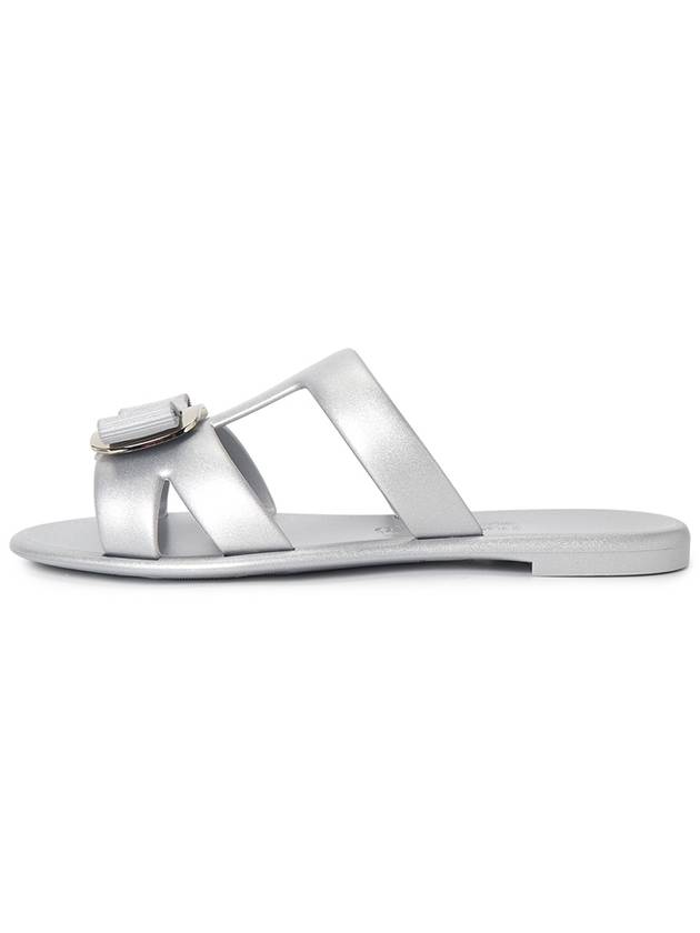 New Vara Plate Strappy Slippers Silver - SALVATORE FERRAGAMO - BALAAN 4