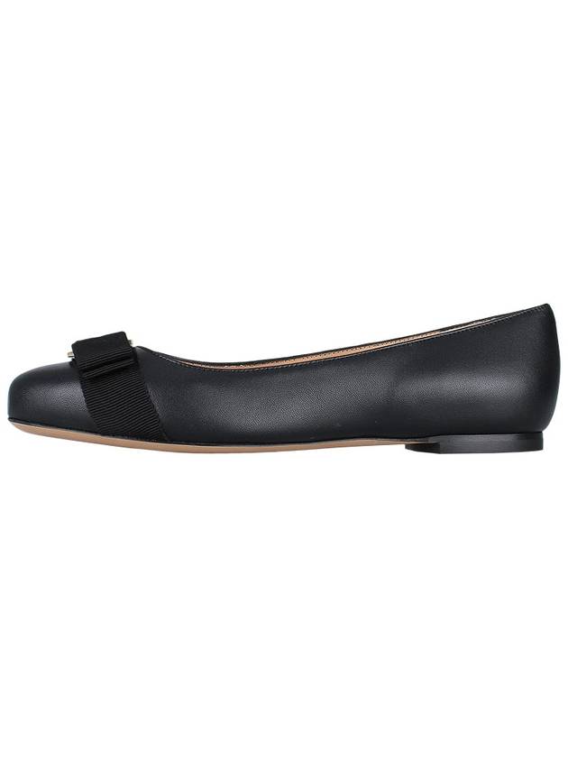 Varina Bow Ballet Flats Black - SALVATORE FERRAGAMO - BALAAN 4