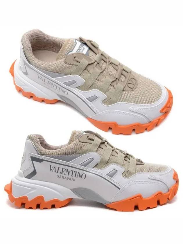 Climbers Low Top Sneakers White - VALENTINO - BALAAN 2