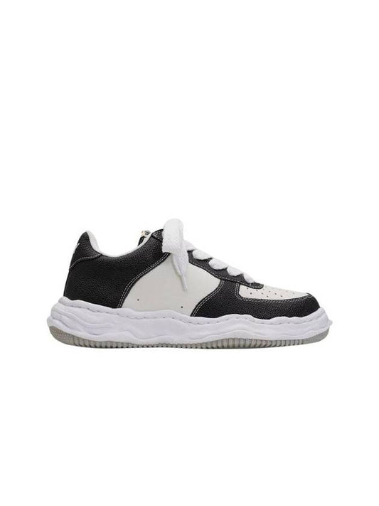 Maison MAISON Wayne OG Sole Embossed Leather Low Top Sneakers Black White - MIHARA YASUHIRO - BALAAN 1