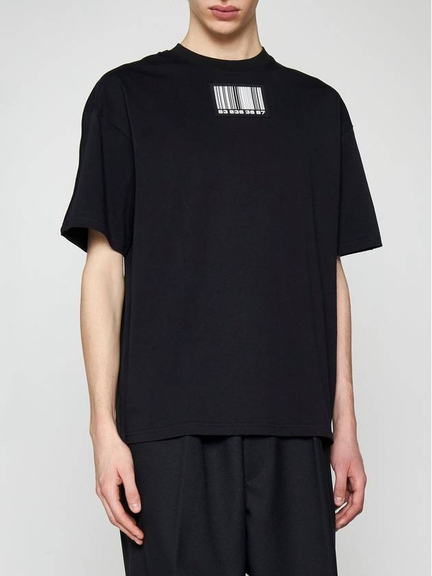 Rubber Barcode Patch Short Sleeve T-Shirt Black - VETEMENTS - BALAAN 8